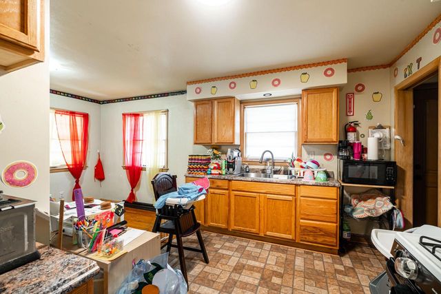 4861 N 66th STREET, Milwaukee, WI 53218