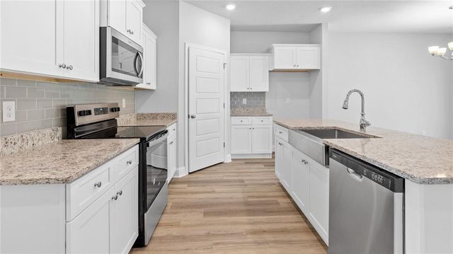 7369 Hawkins Manor N, Mobile, AL 36695