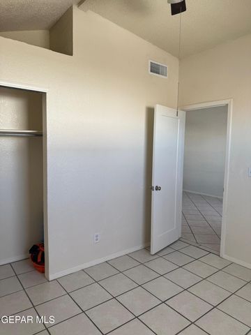 4124 EDGAR PARK Avenue, El Paso, TX 79904