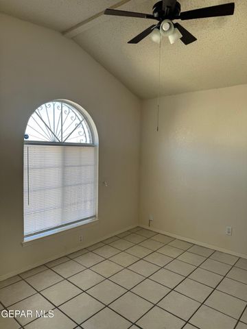 4124 EDGAR PARK Avenue, El Paso, TX 79904