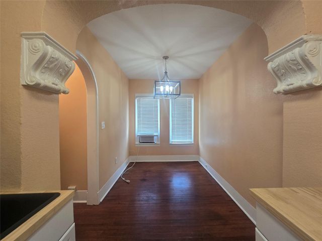 725 Broadway Avenue 7, Galveston, TX 77550