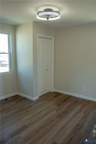 2855 Hartman St, Richmond, VA 23223