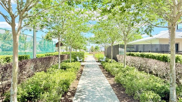 2675 CANDIED APPLE ALLEY, Kissimmee, FL 34744