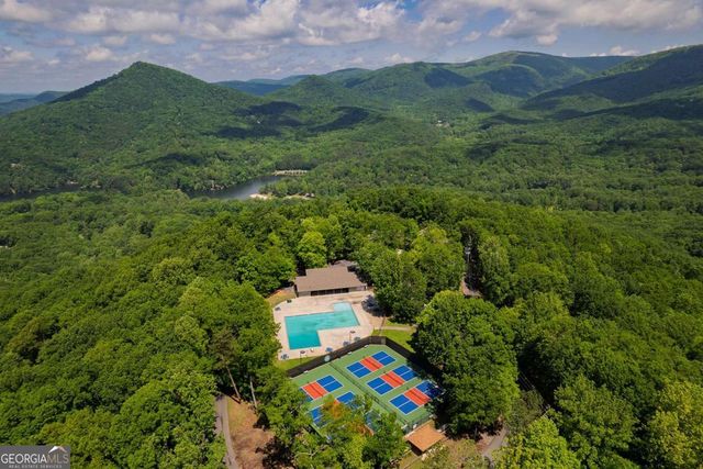 9806 Fairway Drive, Jasper, GA 30143