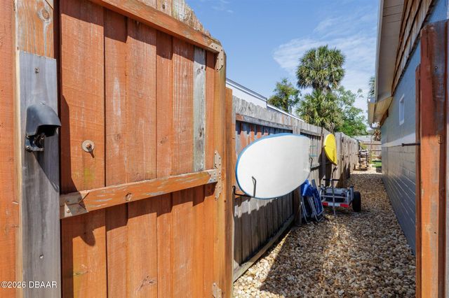 251 Euclid Avenue, Daytona Beach, FL 32118