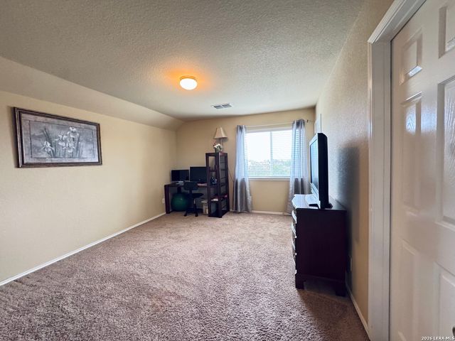 330 Redbird Song, San Antonio, TX 78253