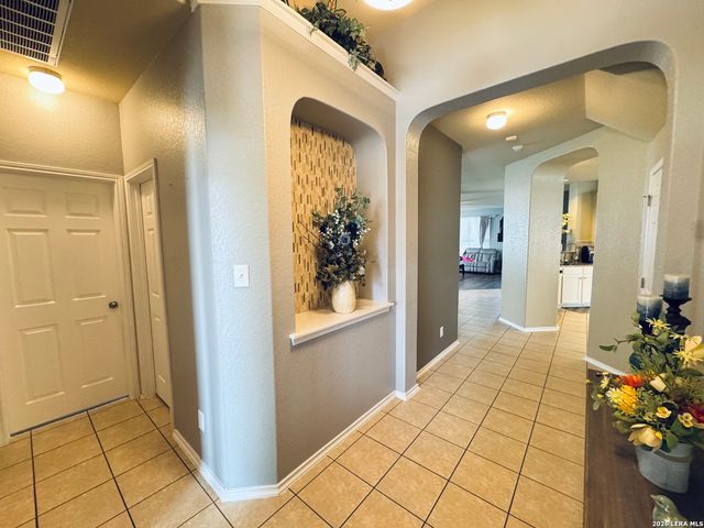 330 Redbird Song, San Antonio, TX 78253