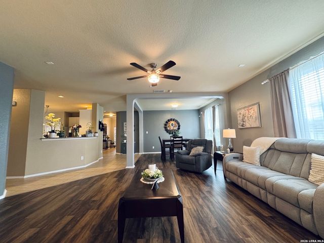 330 Redbird Song, San Antonio, TX 78253