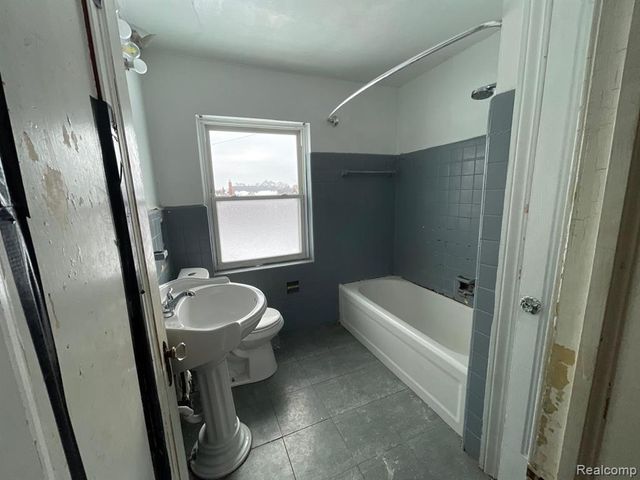 14973 Bringard Drive, Detroit, MI 48205