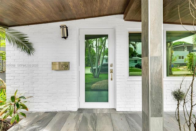 1104 NE 85th St, Miami, FL 33138