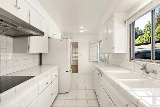 681 S Orange Grove Boulevard 3, Pasadena, CA 91105