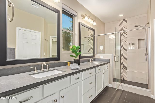 3171 KNIGHT Way, Wickenburg, AZ 85390