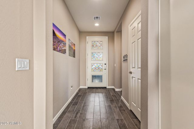 3171 KNIGHT Way, Wickenburg, AZ 85390