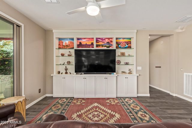 3171 KNIGHT Way, Wickenburg, AZ 85390