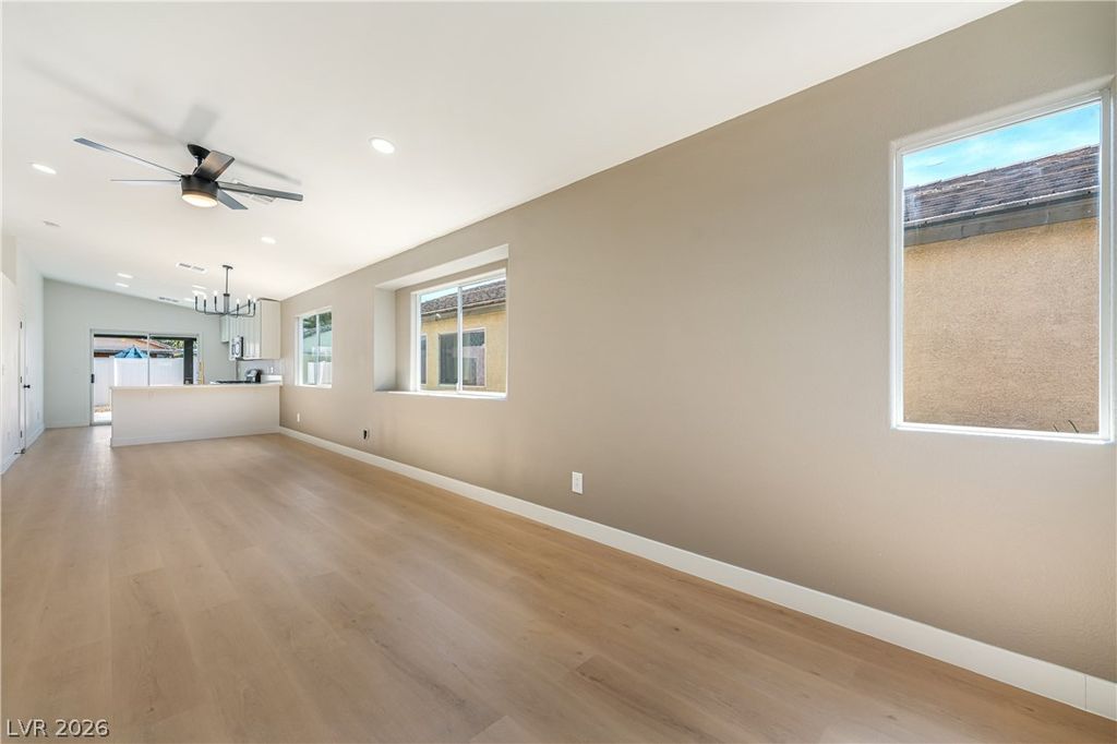 Image 8 of property listing at 1654 Ringe Lane, Las Vegas, NV 89156