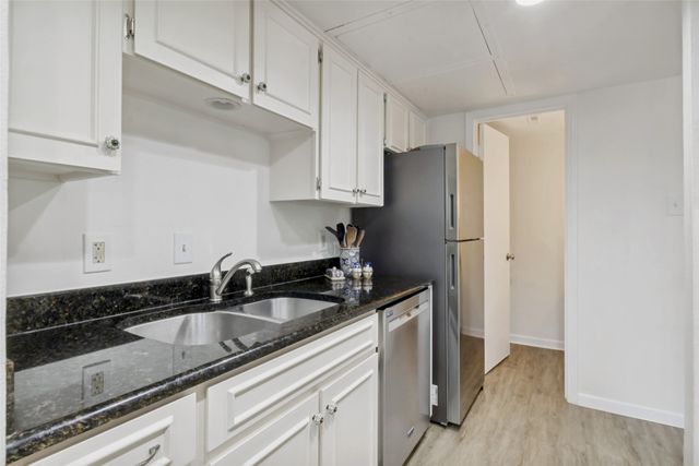 15910 Coolwood Drive 1046, Dallas, TX 75248