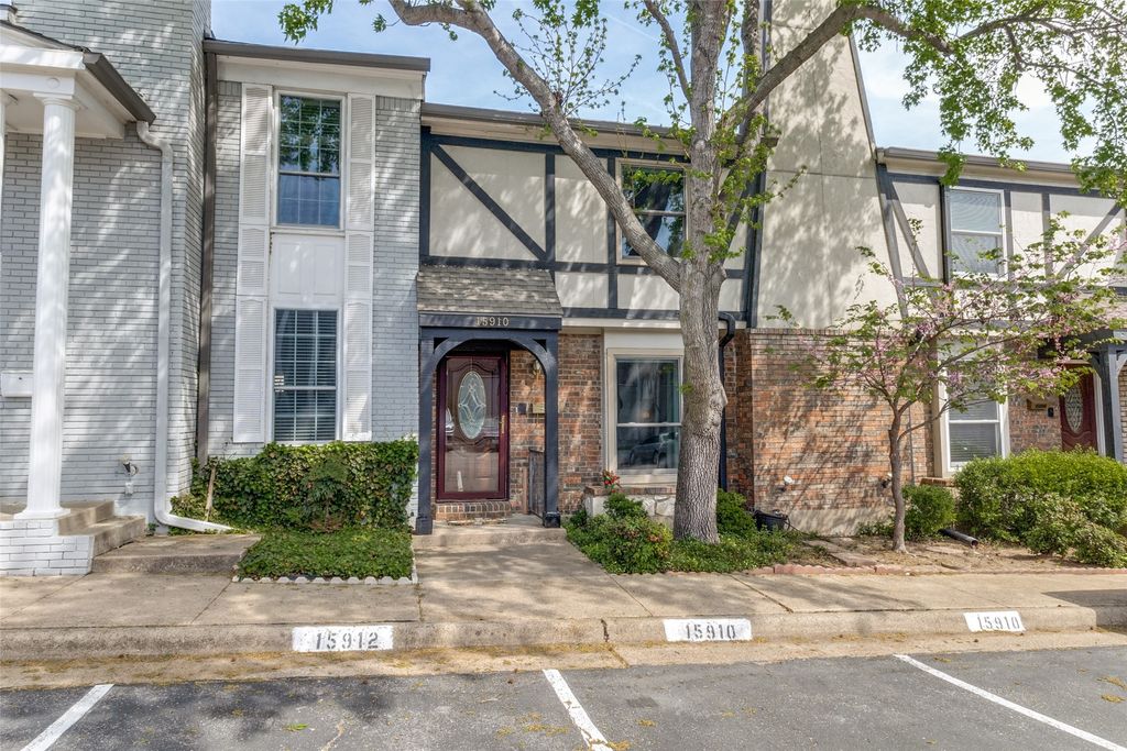 15910 Coolwood Drive 1046, Dallas, TX 75248
