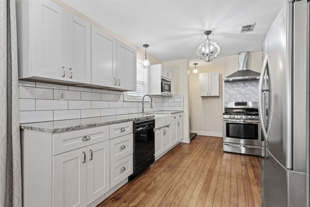 310 N Line Street, Mineola, TX 75773