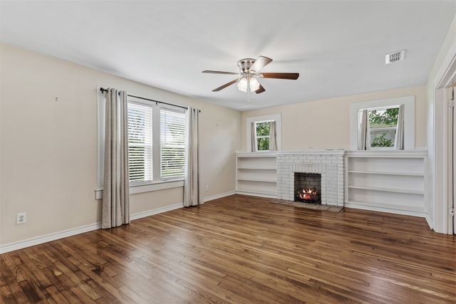 310 N Line Street, Mineola, TX 75773