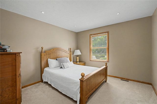 9915 Sheehan Road, Centerville, OH 45458