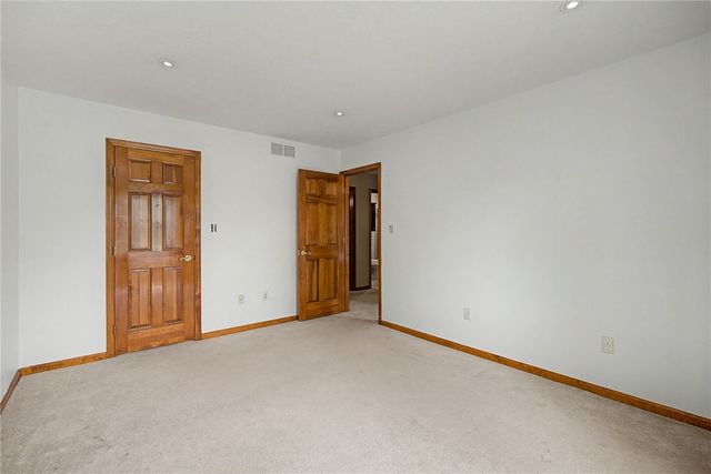 9915 Sheehan Road, Centerville, OH 45458