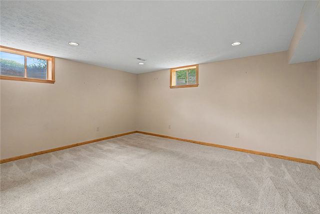 9915 Sheehan Road, Centerville, OH 45458