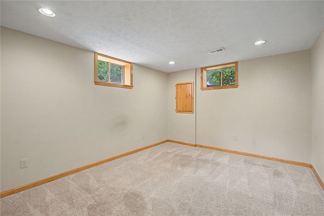9915 Sheehan Road, Centerville, OH 45458