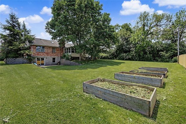 9915 Sheehan Road, Centerville, OH 45458