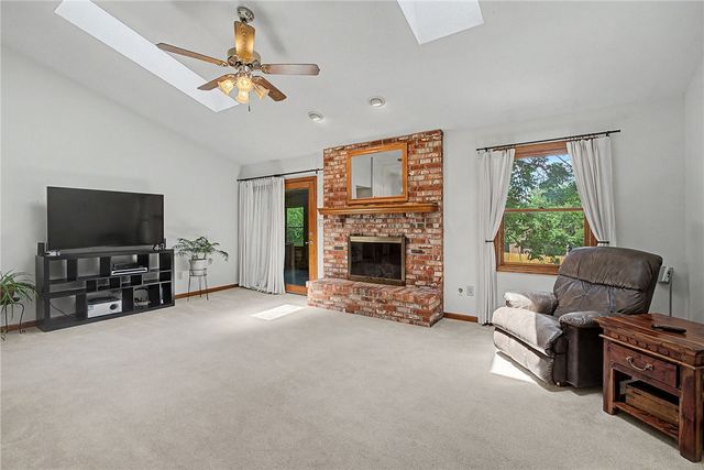 9915 Sheehan Road, Centerville, OH 45458