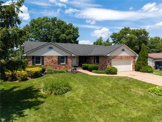 9915 Sheehan Road, Centerville, OH 45458