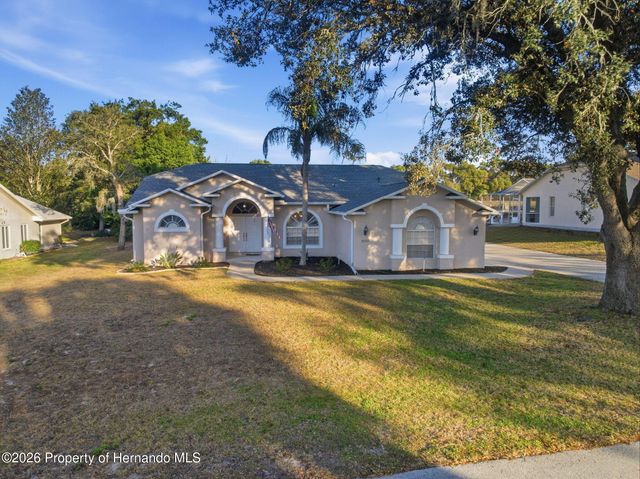 5220 Kirkwood Avenue, Spring Hill, FL 34608