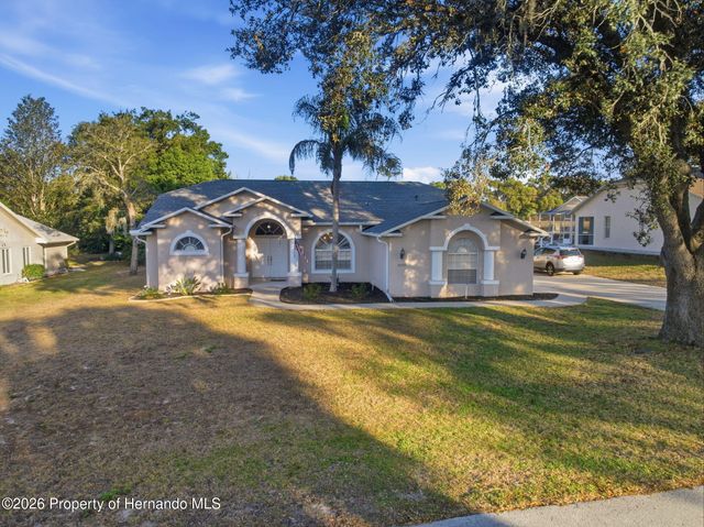 5220 Kirkwood Avenue, Spring Hill, FL 34608