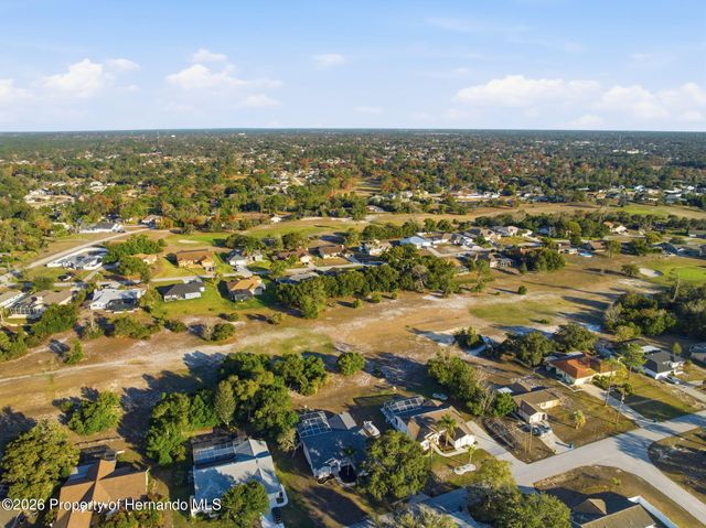 5220 Kirkwood Avenue, Spring Hill, FL 34608