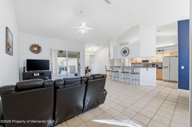 5220 Kirkwood Avenue, Spring Hill, FL 34608