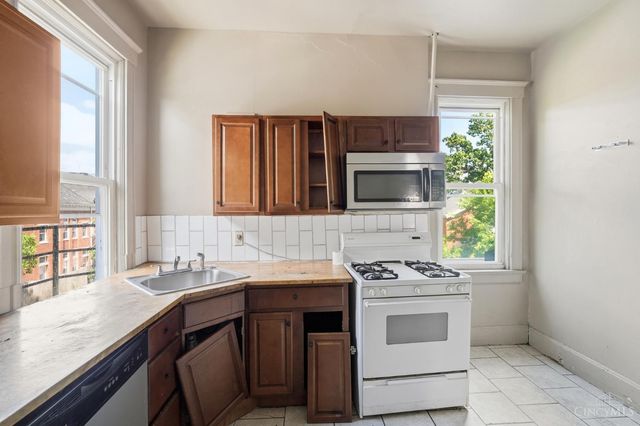 2232 Fulton Avenue, Cincinnati, OH 45206