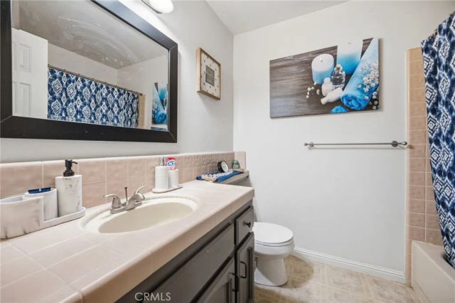 6424 Vagedes, Fresno, CA 93711