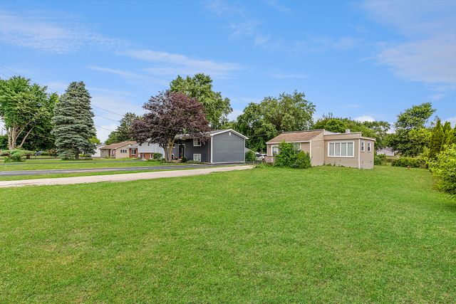 1s217 Valley Road, Lombard, IL 60148
