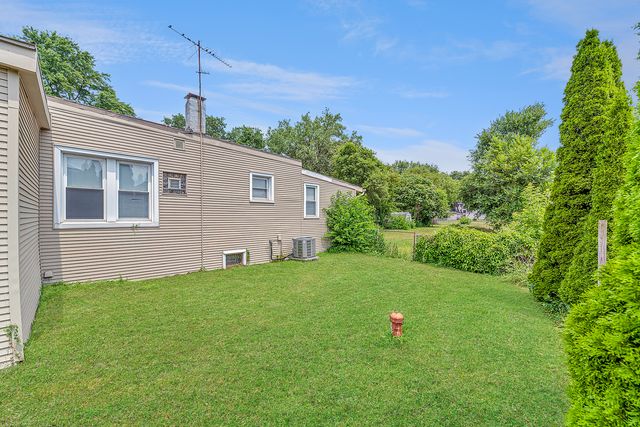 1s217 Valley Road, Lombard, IL 60148