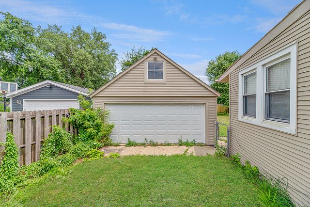1s217 Valley Road, Lombard, IL 60148