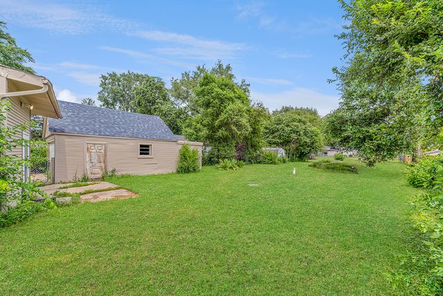 1s217 Valley Road, Lombard, IL 60148