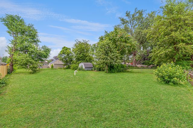 1s217 Valley Road, Lombard, IL 60148