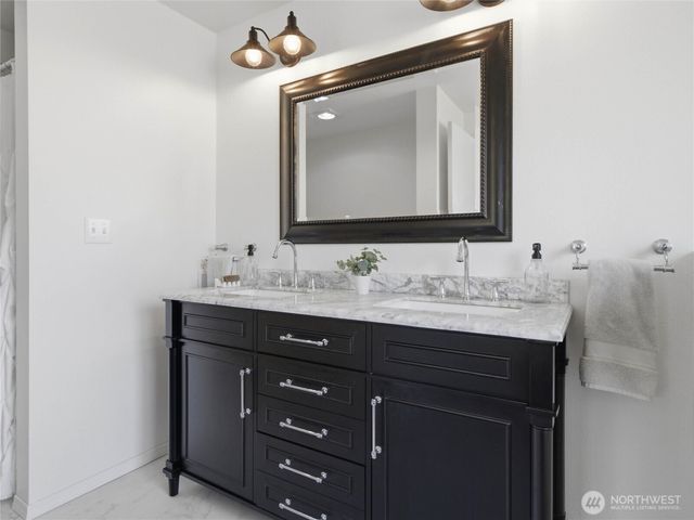 35401 S 40th Avenue, Roy, WA 98580