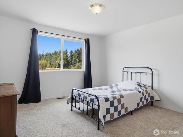 35401 S 40th Avenue, Roy, WA 98580