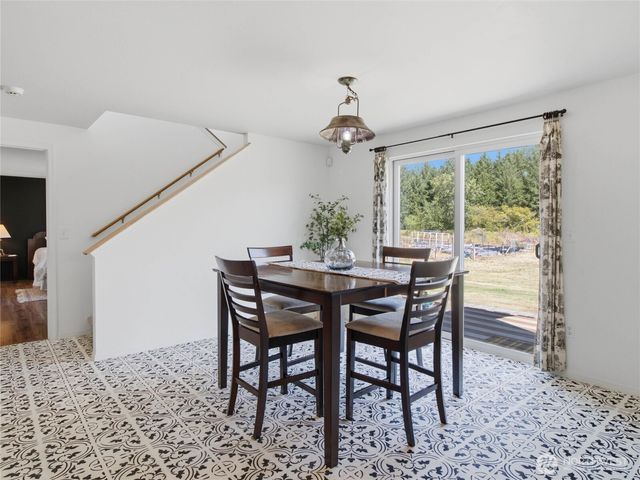 35401 S 40th Avenue, Roy, WA 98580