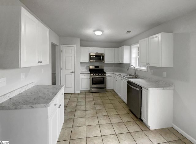 5 Ashby Cross Court, Greer, SC 29651