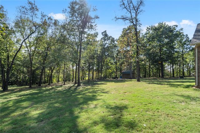 477 NE Duke Hill Road, Highfill, AR 72713