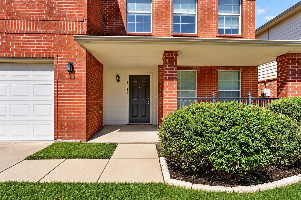8661 Boswell Meadows Drive, Fort Worth, TX 76179 — photo 2