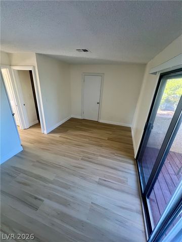 3939 South Torrey Pines Drive, Las Vegas, NV 89103