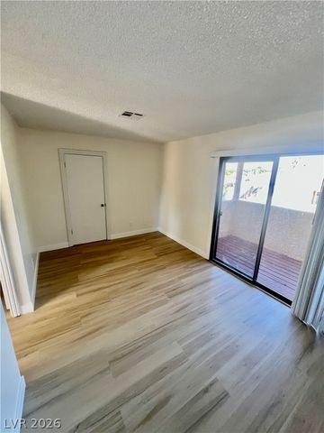 3939 South Torrey Pines Drive, Las Vegas, NV 89103