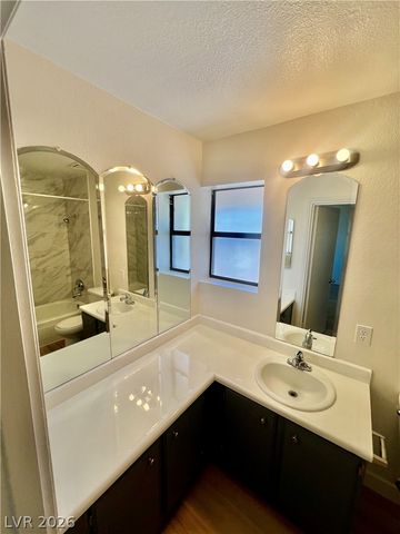 3939 South Torrey Pines Drive, Las Vegas, NV 89103